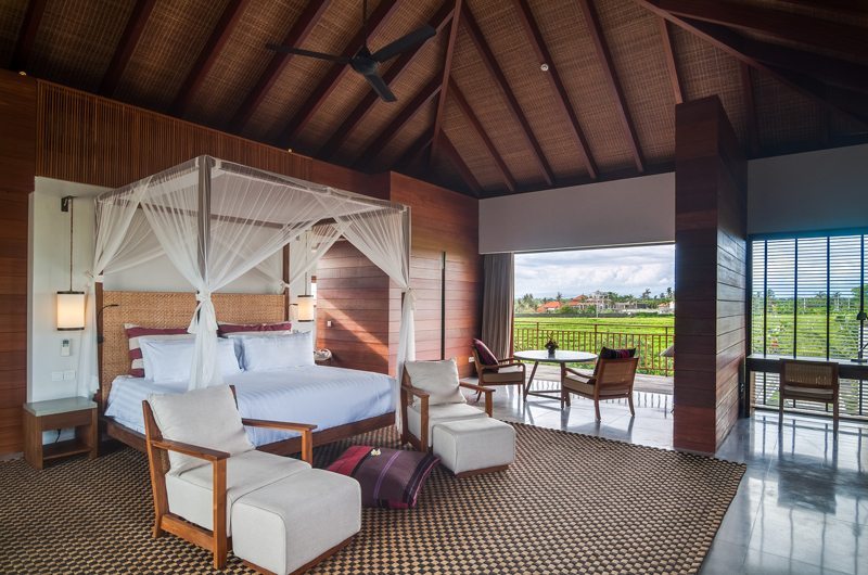 Ambalama Villa Spacious Bedroom with Seating Area, Seseh | 5 Bedroom Villas Bali
