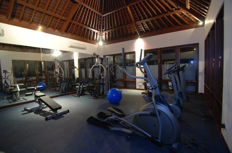 Sinaran Surga Gym, Uluwatu | 5 Bedroom Villas Bali