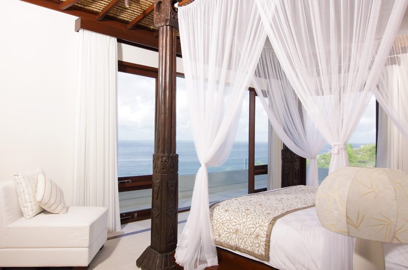 Sinaran Surga Bedroom with Sea View, Uluwatu | 5 Bedroom Villas Bali