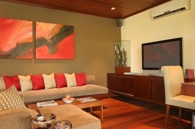 Villa Asta TV Room, Batubelig | 5 Bedroom Villas Bali