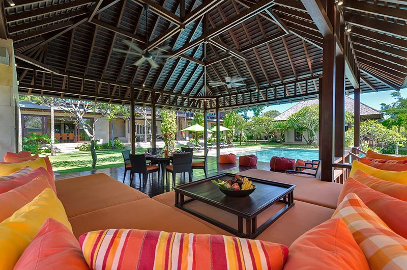 Bendega Villas Pool Side Lounge, Canggu | 5 Bedroom Villas Bali