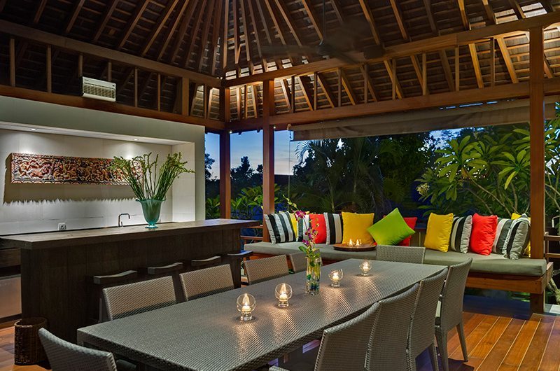 Bendega Villas Living and Dining Area, Canggu | 5 Bedroom Villas Bali