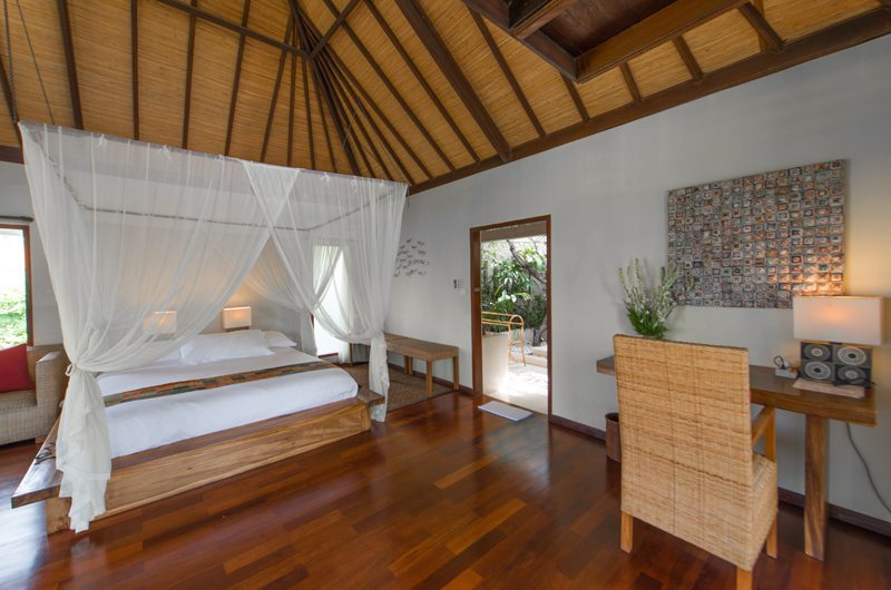 Villa Coraffan Bedroom and En-Suite Bathroom, Canggu | 5 Bedroom Villas Bali