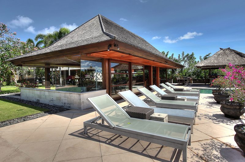 Villa Indah Manis Sun Loungers, Uluwatu | 5 Bedroom Villas Bali