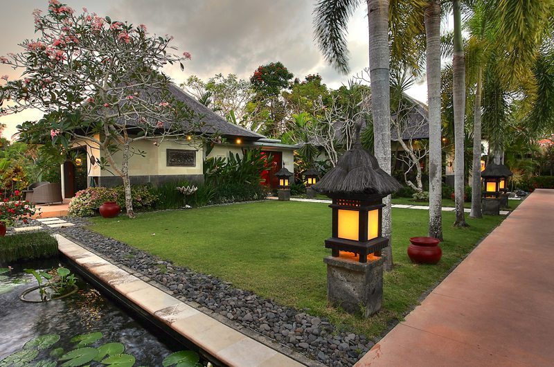Villa Indah Manis Tropical Garden, Uluwatu | 5 Bedroom Villas Bali