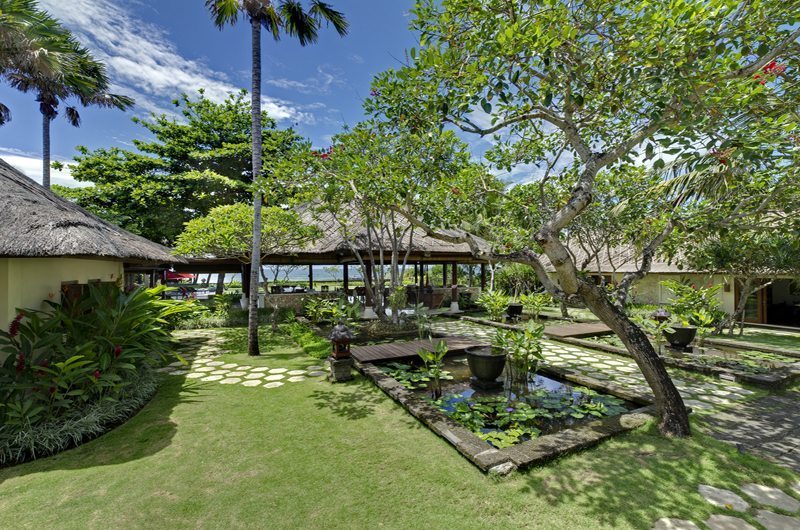 Villa Maridadi Gardens, Seseh | 5 Bedroom Villas Bali