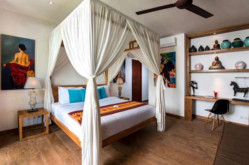 Villa Tangram Bedroom with Wooden Floor, Seminyak | 5 Bedroom Villas Bali