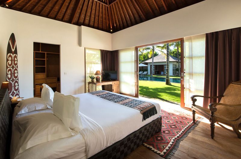 Villa Tiga Puluh Bedroom with Pool View, Seminyak | 5 Bedroom Villas Bali
